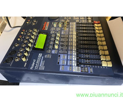 Roland VM-3100 Mixing Station Mixer audio digitale