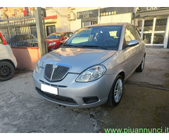 LANCIA Ypsilon 2ª serie 1.2 oro Berlina