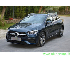 MERCEDES Classe GLA (X156) 200d Premium AMG Berlina