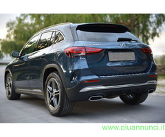 MERCEDES Classe GLA (X156) 200d Premium AMG Berlina