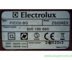 Aspirapolvere Electrolux scopa Elettrica