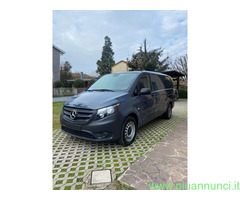 MERCEDES Vito Elettrico 100% versione Long Minivan/Van