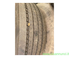 N.2 PNEUMATICI ANTERIORI MICHELIN 315/70 R.22.5