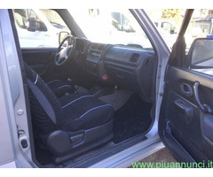 SUZUKI Jimny 1300 SUV