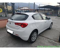 ALFA ROMEO Giulietta (2010) 1.6 JTDm 120cv Super Berlina - 3