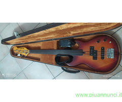 Basso elettrico YAMAHA BB2000 FRETLEES