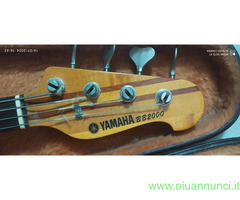 Basso elettrico YAMAHA BB2000  FRETLEES